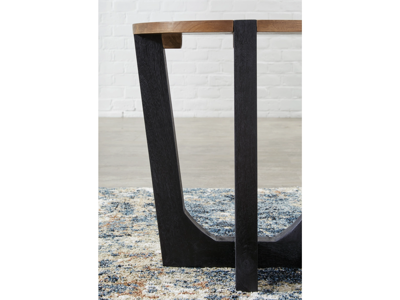 Hanneforth End Table by Ashley