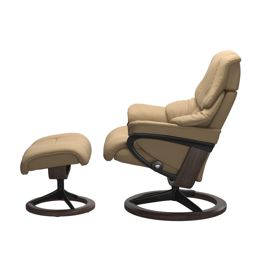 Stressless Reno Chair and Ottoman Small in Mushroom